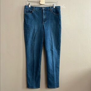 Gloria Vanderbilt Amanda Women’s Classic Blue Denim Jeans. Size 12. Straight Leg